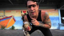 Otto Von Schirach 'Salpica' music video
