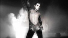 Robbie Williams 'Let Me Entertain You' music video