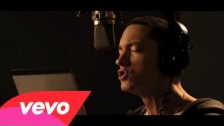 Eminem 'No Love' music video